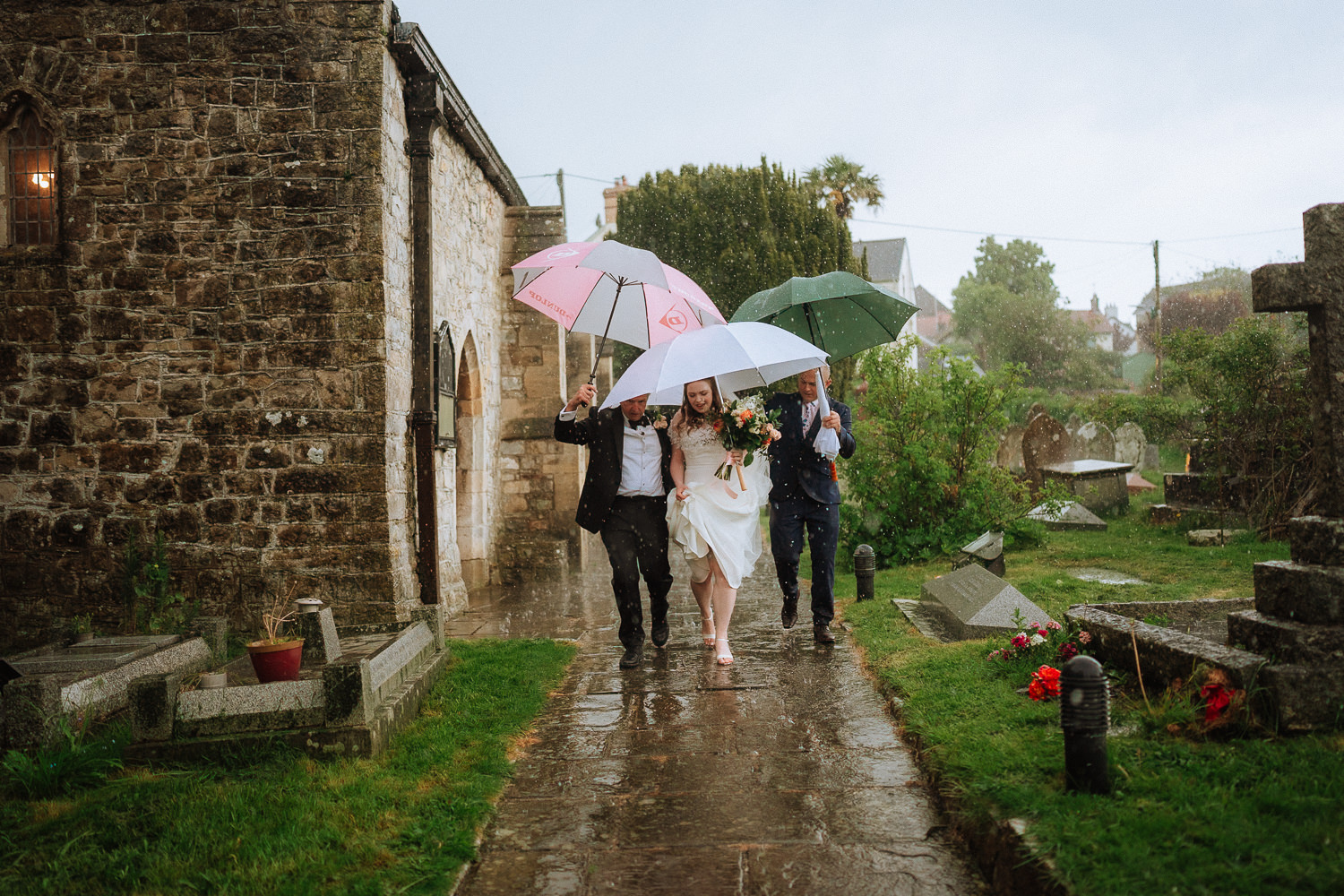 FAMILY HOME WEDDING PHOTOGRAPHY COWBRIDGE 001