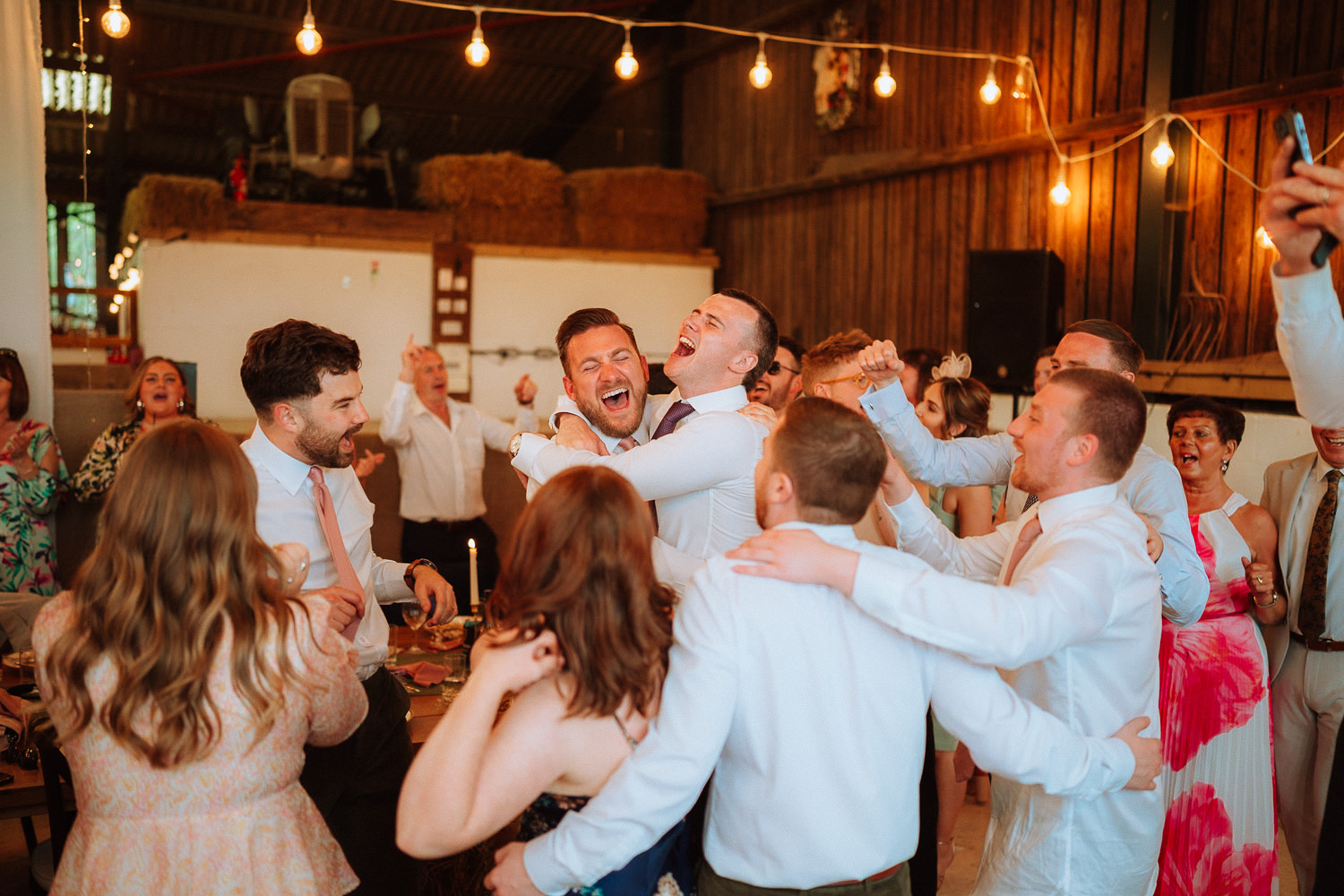 SUGAR LOAF BARN WEDDING PHOTOGRAPHY 033