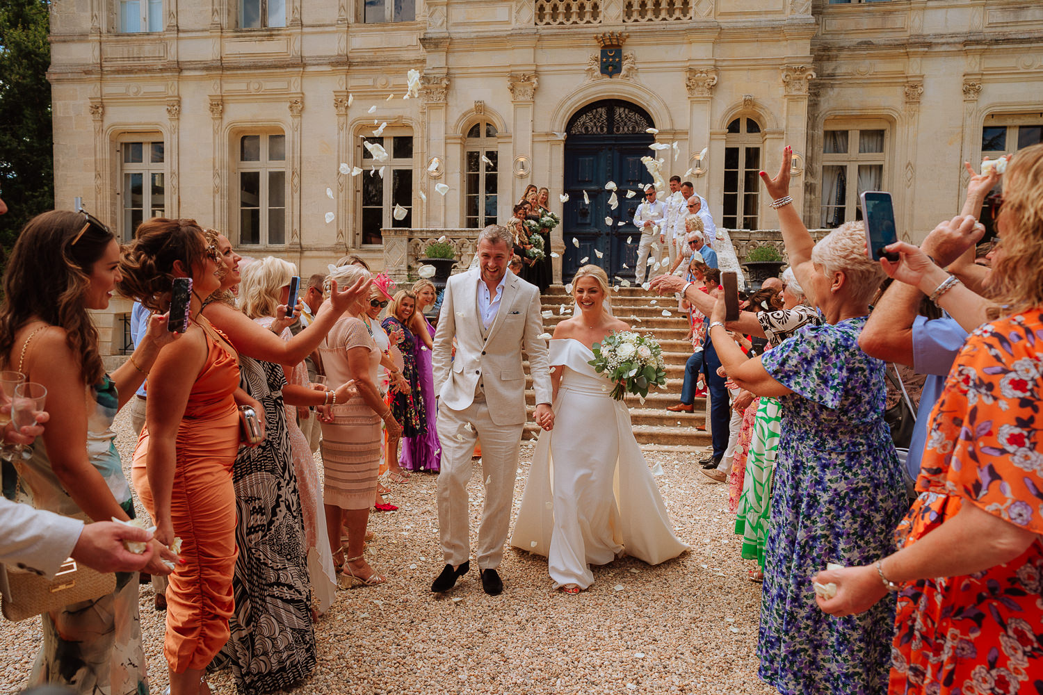 WEDDING PHOTOGRAPHY CHATEAU DE LA VALOUZE BORDEAUX FRANCE 010