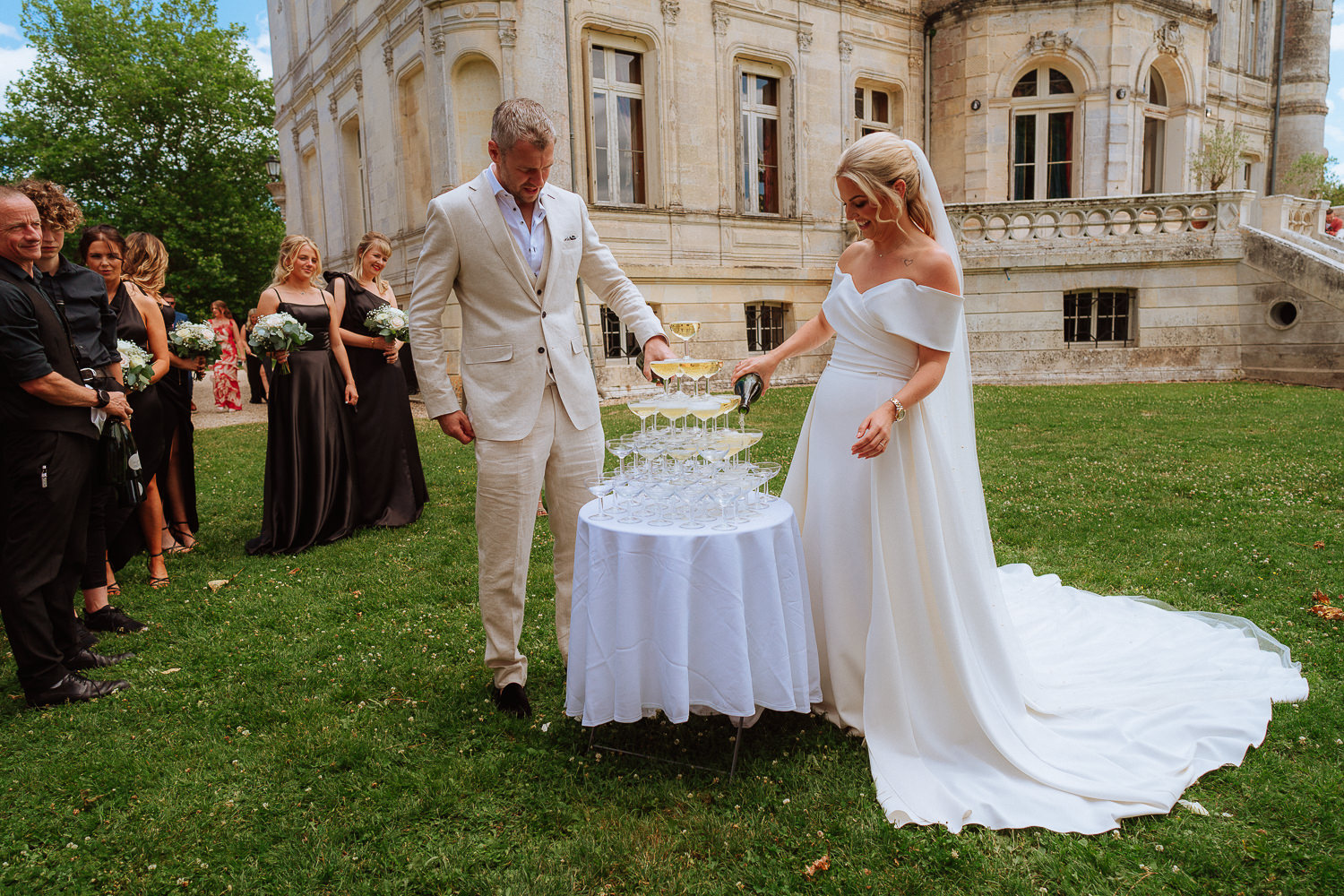 WEDDING PHOTOGRAPHY CHATEAU DE LA VALOUZE BORDEAUX FRANCE 011