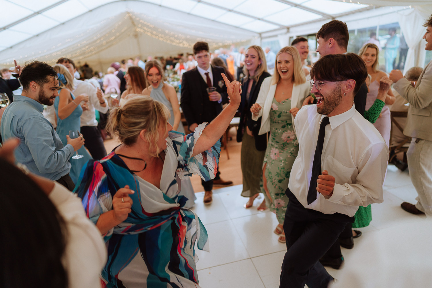 FAMILY HOME FARM WEDDING PHOTOGRAPHY LLANTWIT MAJOR 039