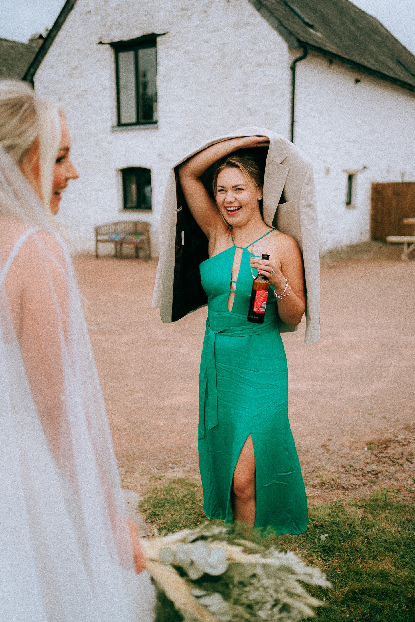 BARN AT BRYNICH WEDDING PHOTOGRAPHY BRECON 011