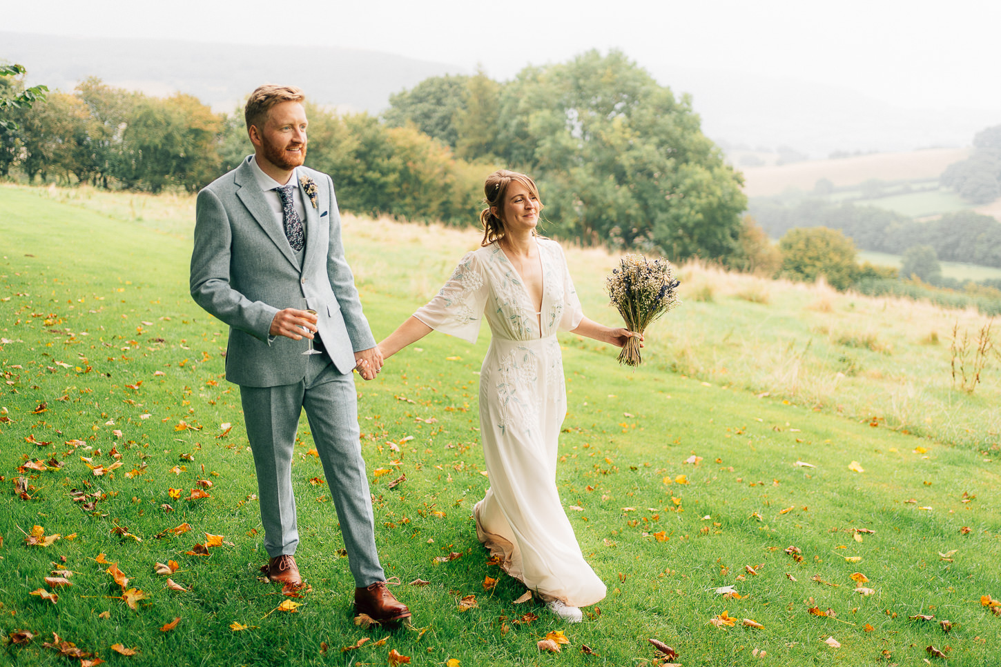 KATE JOHN SUGAR LOAF BARN WEDDING PHOTOGRAPHY 017