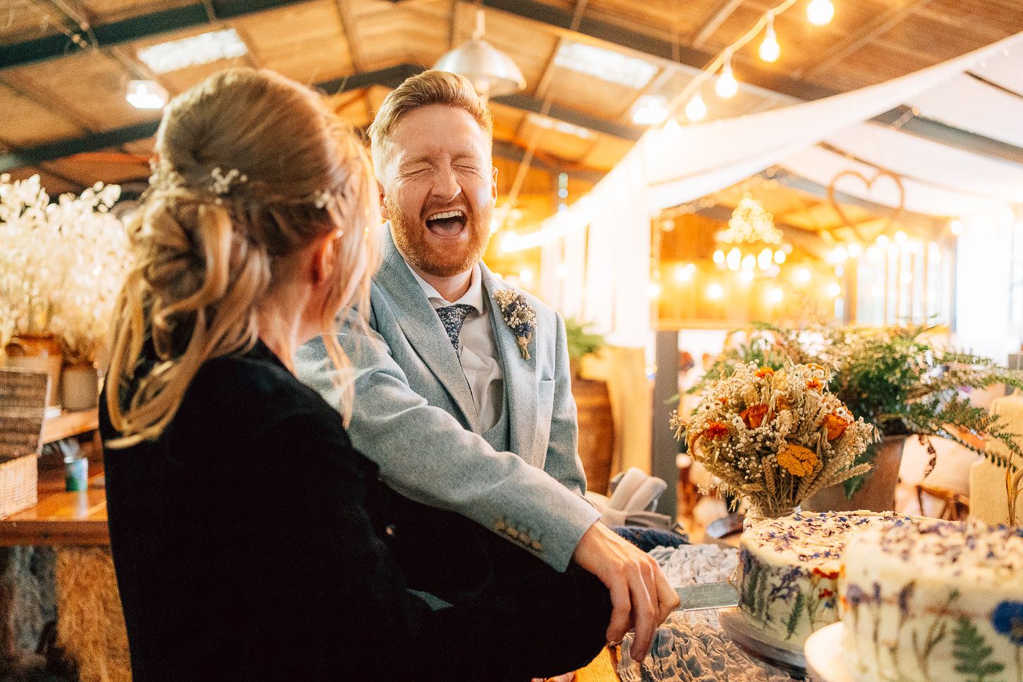 KATE JOHN SUGAR LOAF BARN WEDDING PHOTOGRAPHY 020