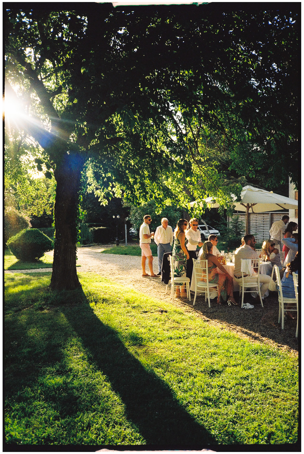 FRANCE WEDDING ON ANALOGUE FILM CHATEAU DE LA VALOUZE 042